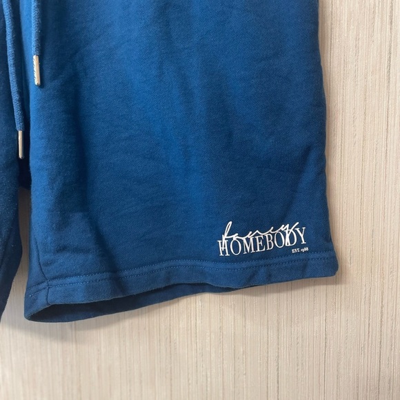 Fancy Homebody Matching Set - Blue Sweatshirt & Shorts (Size M) - Picture 5 of 11
